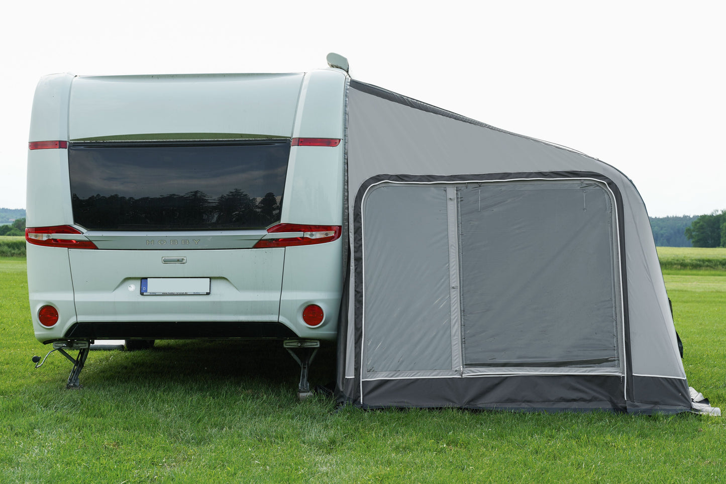 Lufttält Ceres 8. A-mått: 946-980 cm.